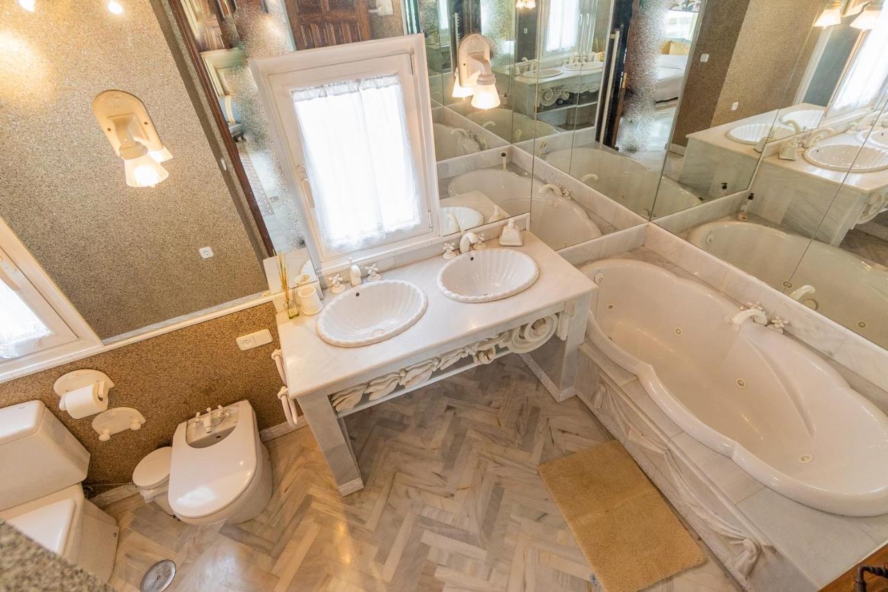Suay Apartments เซบีญา ภายนอก รูปภาพ